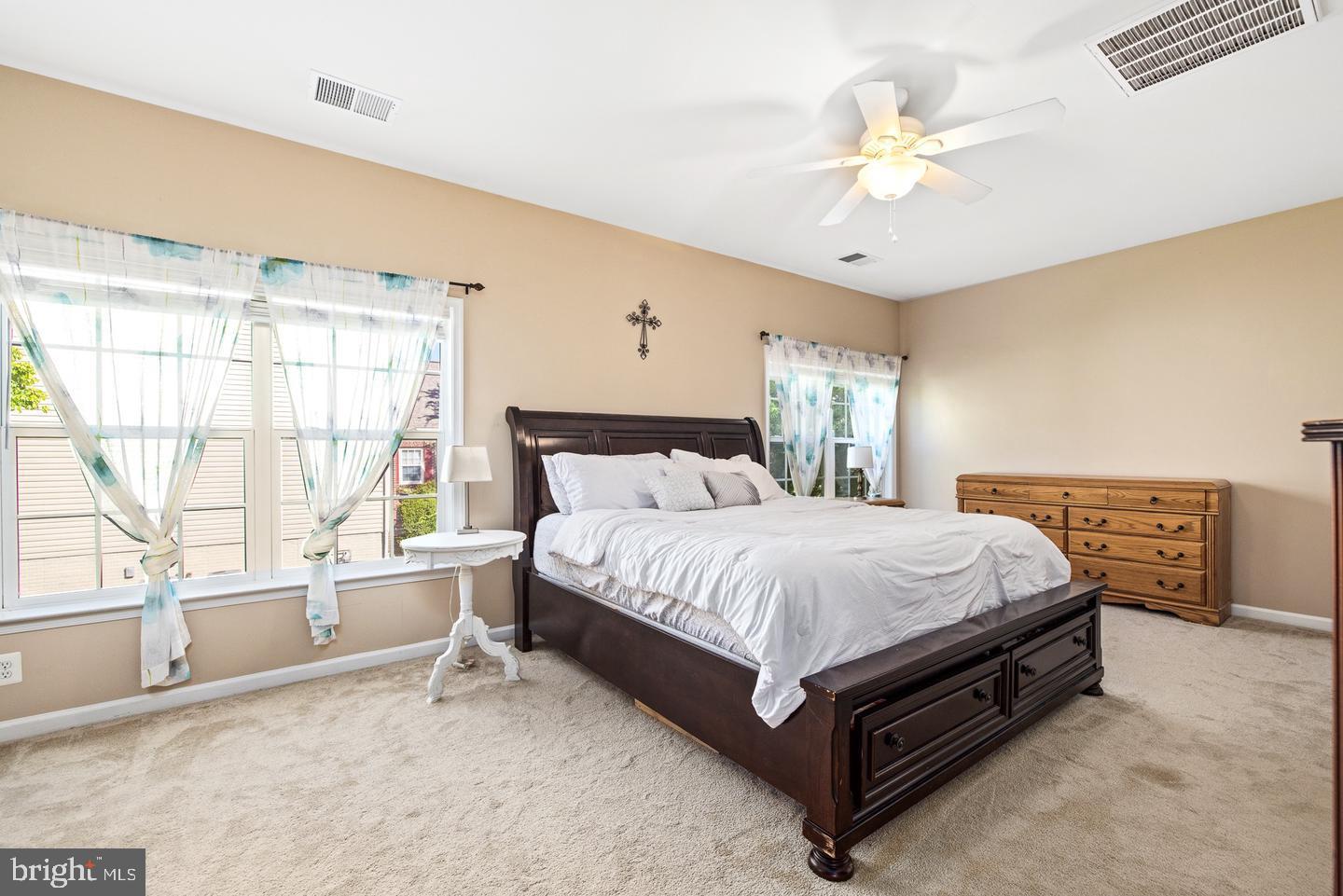 3314 Lady Catherine Circle Triangle, VA 22172 - Photo 17 of 33 Large Master Suite
