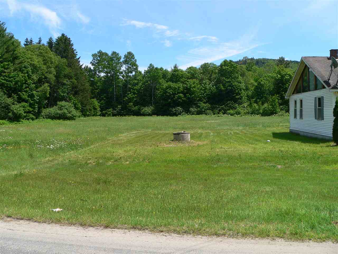 33 Emerson Road Stark, NH 03582 - Photo 3 of 32