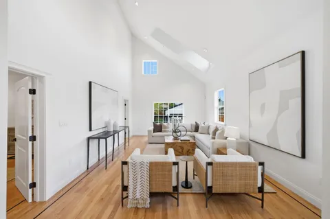 $3,195,000 | 29 Bloomfield Road, Burlingame, CA 94010