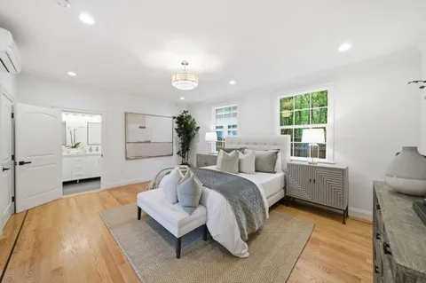 $3,195,000 | 29 Bloomfield Road, Burlingame, CA 94010