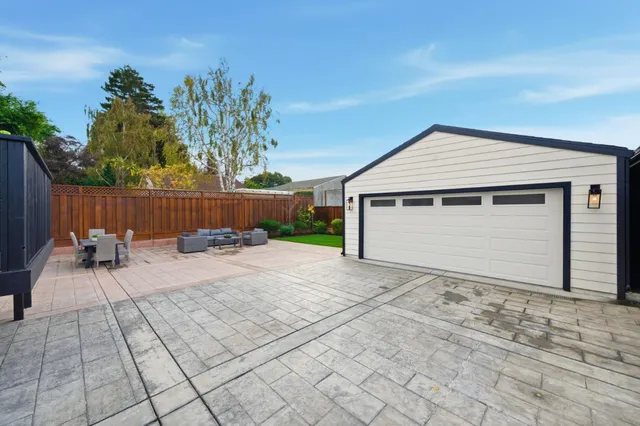 $3,195,000 | 29 Bloomfield Road, Burlingame, CA 94010