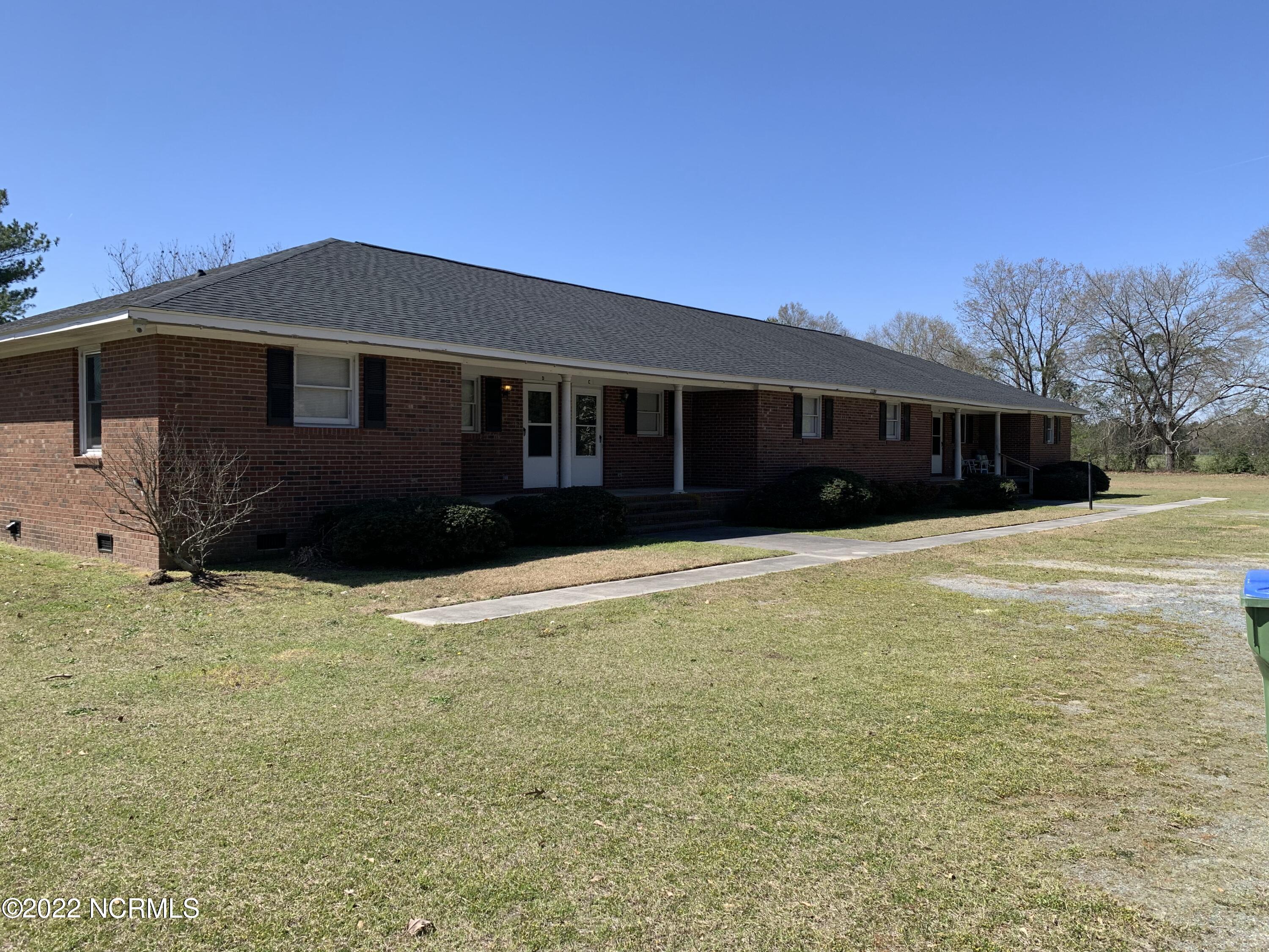 21800 Old Wire Road, Unit G Wagram, NC 28396 - Photo 1 of 7 Quadruplex