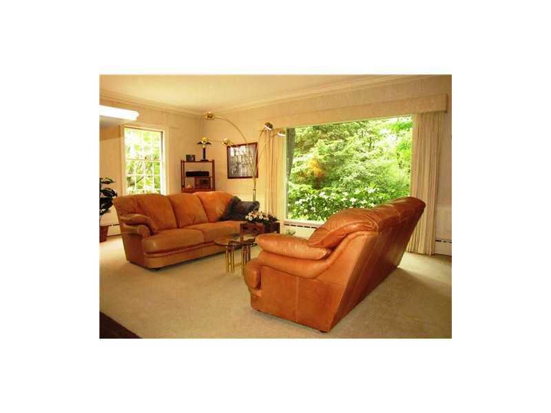 50 Flaggy Meadow Road Gorham, ME 04038 - Photo 11 of 28 Living Room.