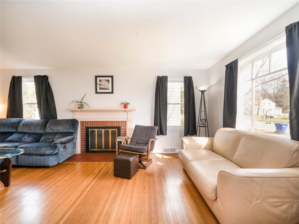 575 Beahan Road Gates, NY 14624 - Photo 6 of 27