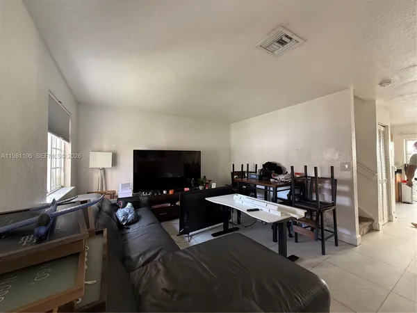 $2,600 | 2032 Northeast 167th Street, Unit 3136, North Miami Beach, FL 33162