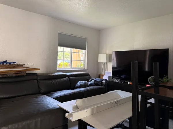 $2,600 | 2032 Northeast 167th Street, Unit 3136, North Miami Beach, FL 33162