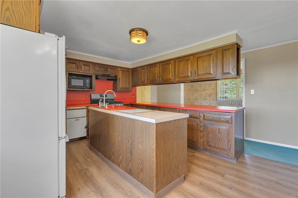 273 Fairview Road Midland, PA 15059 - Photo 7 of 42