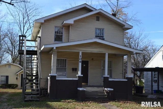 $79,900 | 106 South Forest Avenue, Unit 3, Carbondale, IL 62901