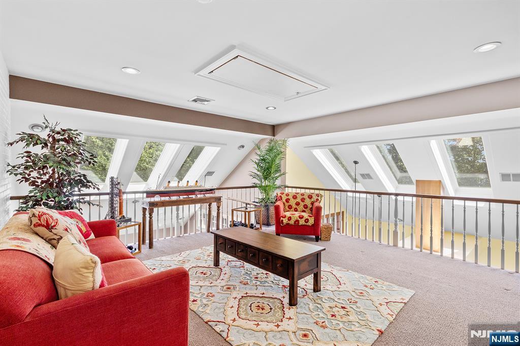 801 Shore Drive Butler, NJ 07405 - Photo 26 of 50