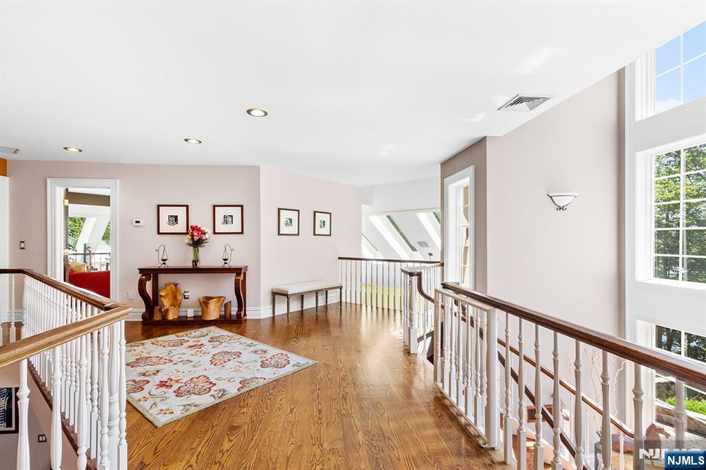 801 Shore Drive Butler, NJ 07405 - Photo 27 of 50