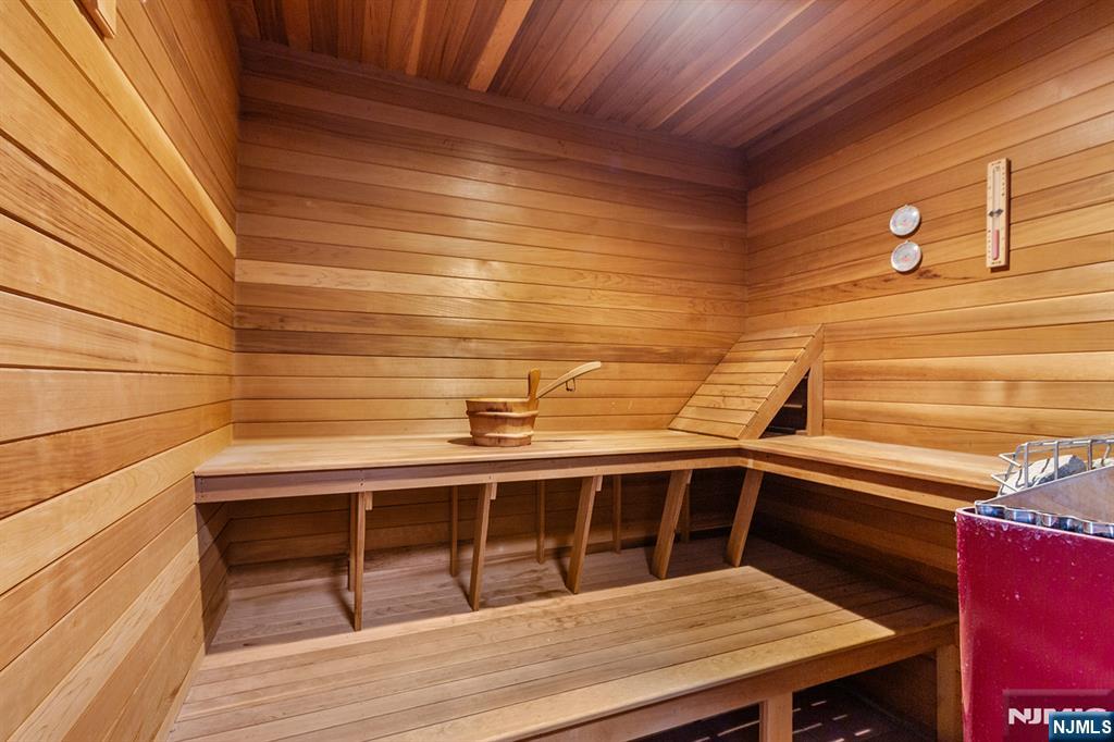 801 Shore Drive Butler, NJ 07405 - Photo 38 of 50