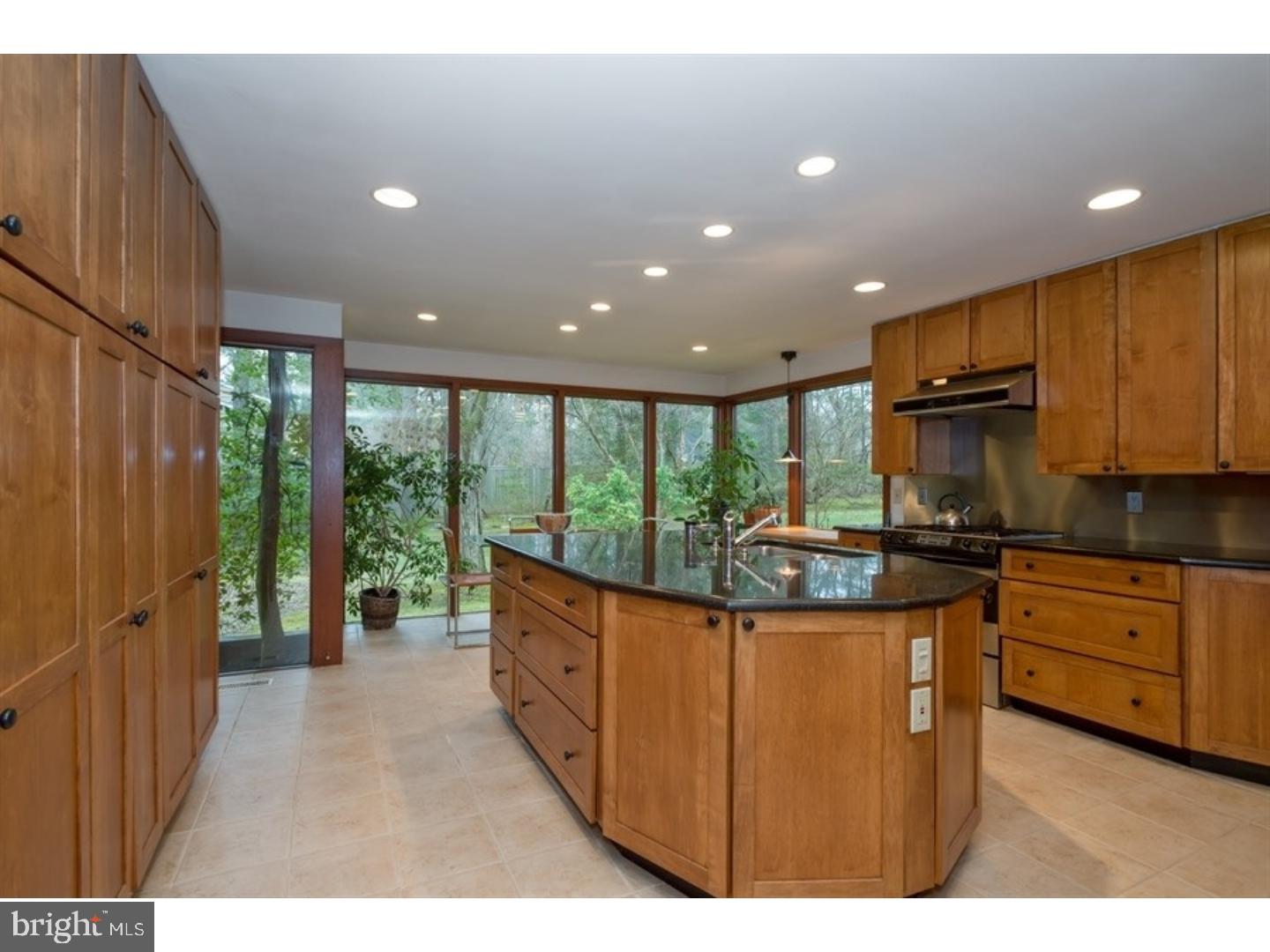 86 Poe Road Princeton, NJ 08540 - Photo 5 of 15