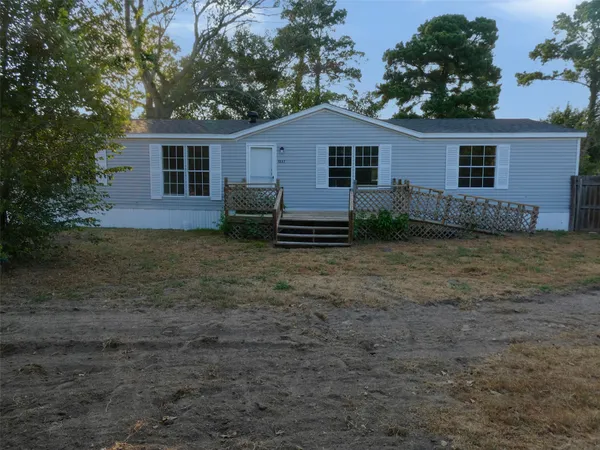 $215,000 | 1227 State Highway 71, Smithville, TX 78957