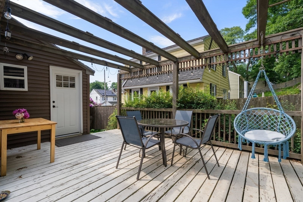 31 Braeburn Road Boston, MA 02136 - Photo 32 of 38