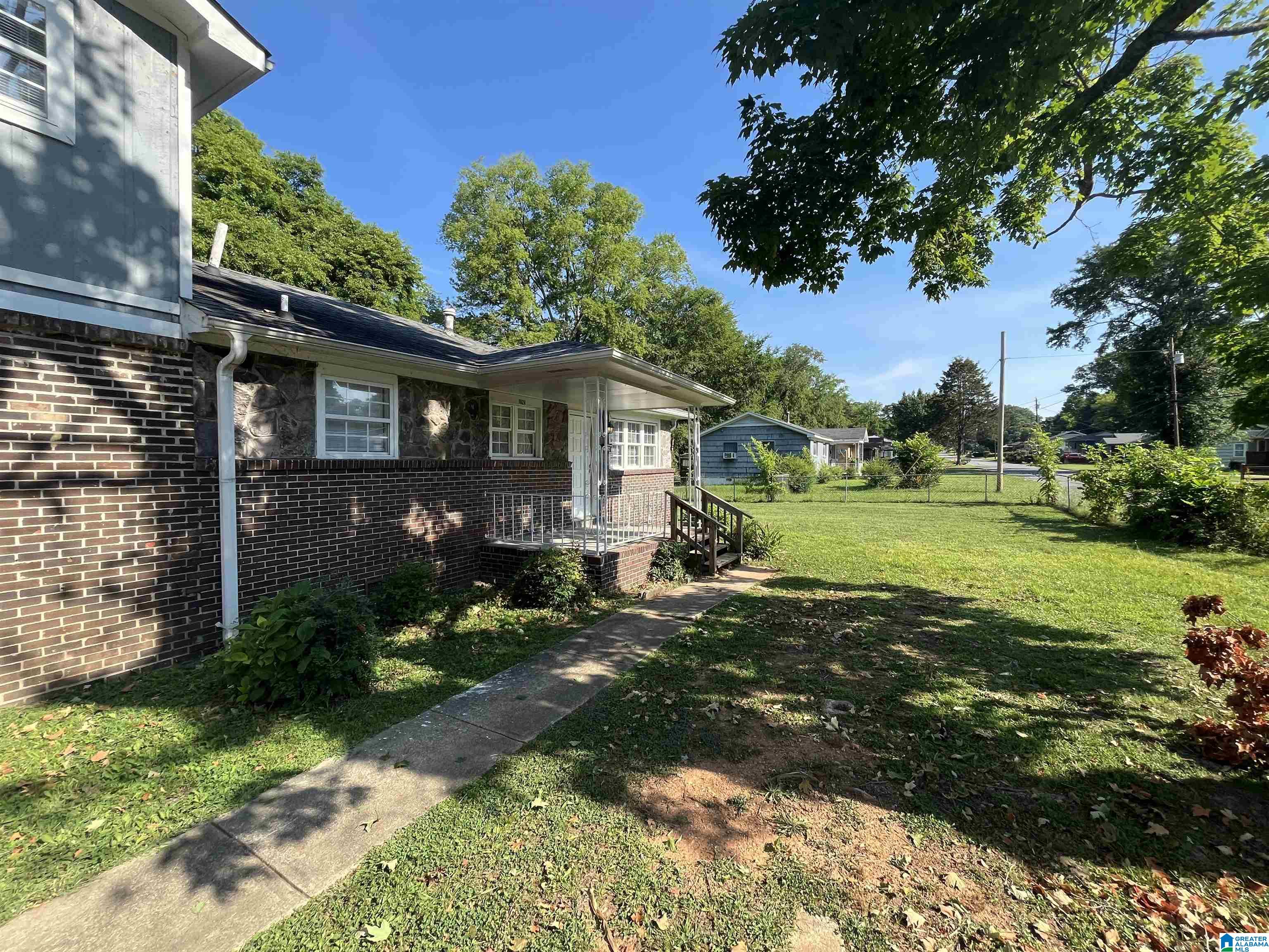 1624 16th Way Southwest Birmingham, AL 35211 - Photo 24 of 26