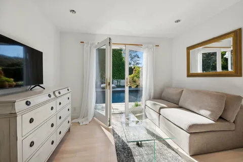 $11,495,000 | 57 Lee Avenue, East Hampton, NY 11937