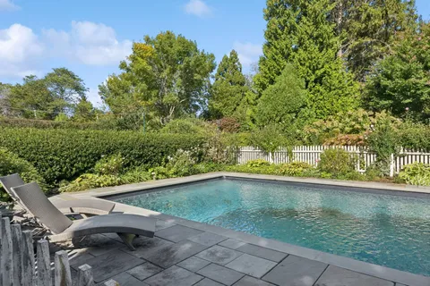 $11,495,000 | 57 Lee Avenue, East Hampton, NY 11937