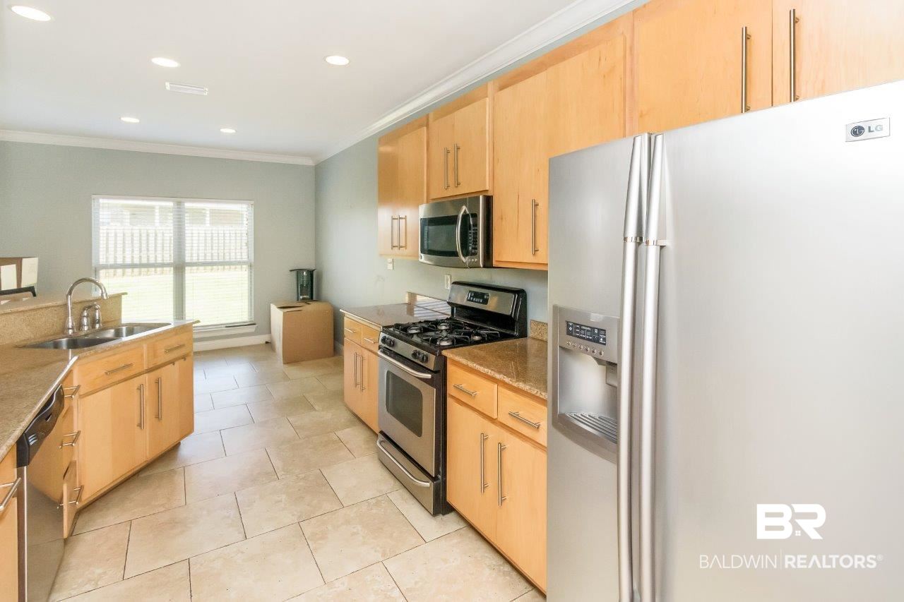 372 Laura Court Mobile, AL 36608 - Photo 6 of 27