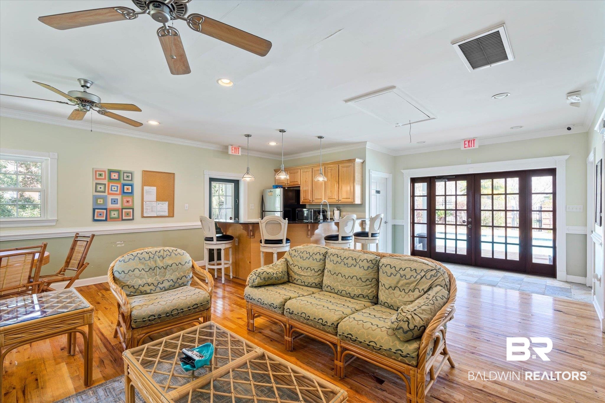 214 Upham Street, Unit 18C Mobile, AL 36607 - Photo 32 of 35 Living room with attic access, a ceiling fan, healthy amount of natural light, light wood-style flooring, and recessed lighting