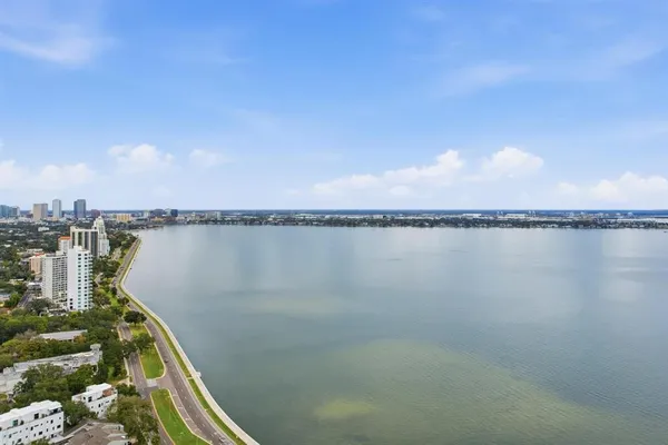 $13,500 | 3015 South Ysabella Avenue, Unit 1203, Tampa, FL 33629