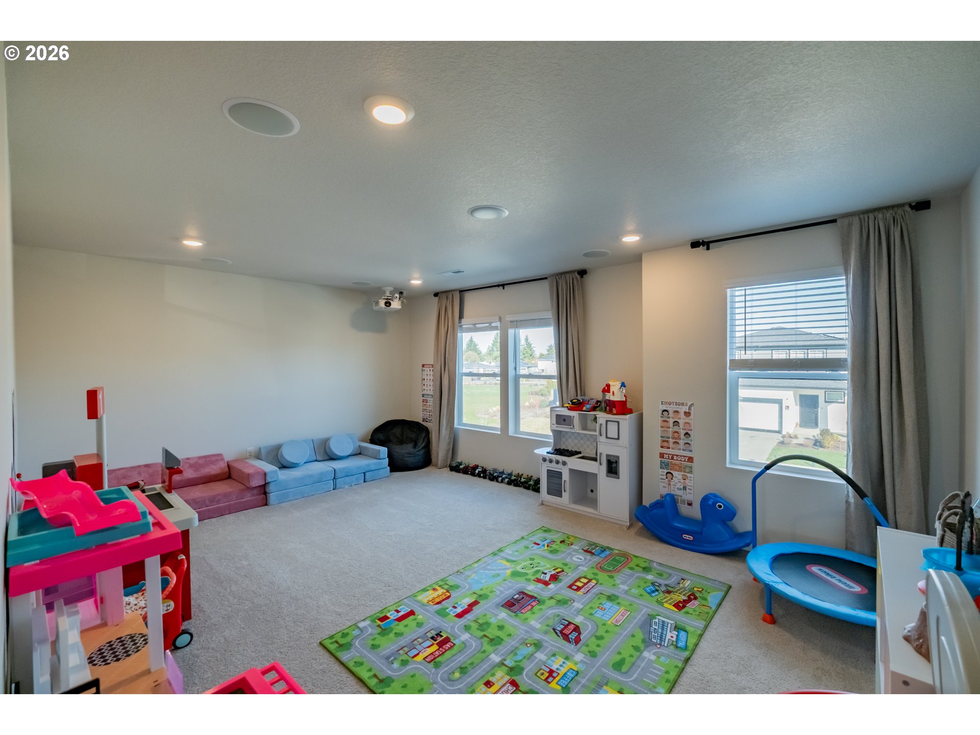 2275 Halter Drive Woodburn, OR 97071 - Photo 30 of 39