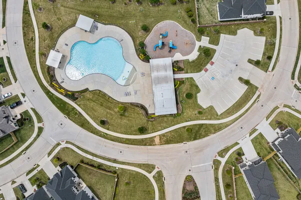 $526,522 | 1319 North Yellow Rose Court, Tomball, TX 77375