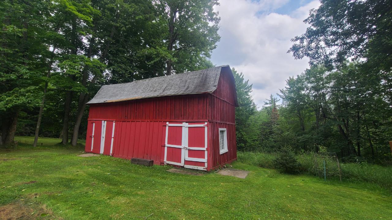 6653 Schoenfeldt Road Three Lakes, WI 54562 - Photo 4 of 26 Gallery Image 4