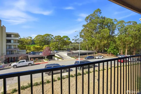 $579,990 | 1550 Frontera Way, Unit 319, Millbrae, CA 94030