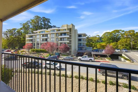 $579,990 | 1550 Frontera Way, Unit 319, Millbrae, CA 94030