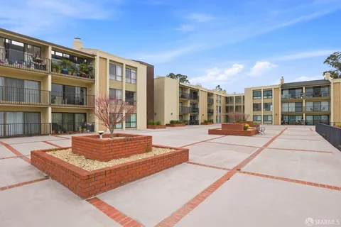 $579,990 | 1550 Frontera Way, Unit 319, Millbrae, CA 94030
