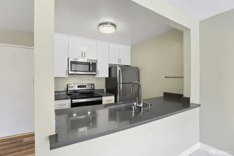 $579,990 | 1550 Frontera Way, Unit 319, Millbrae, CA 94030