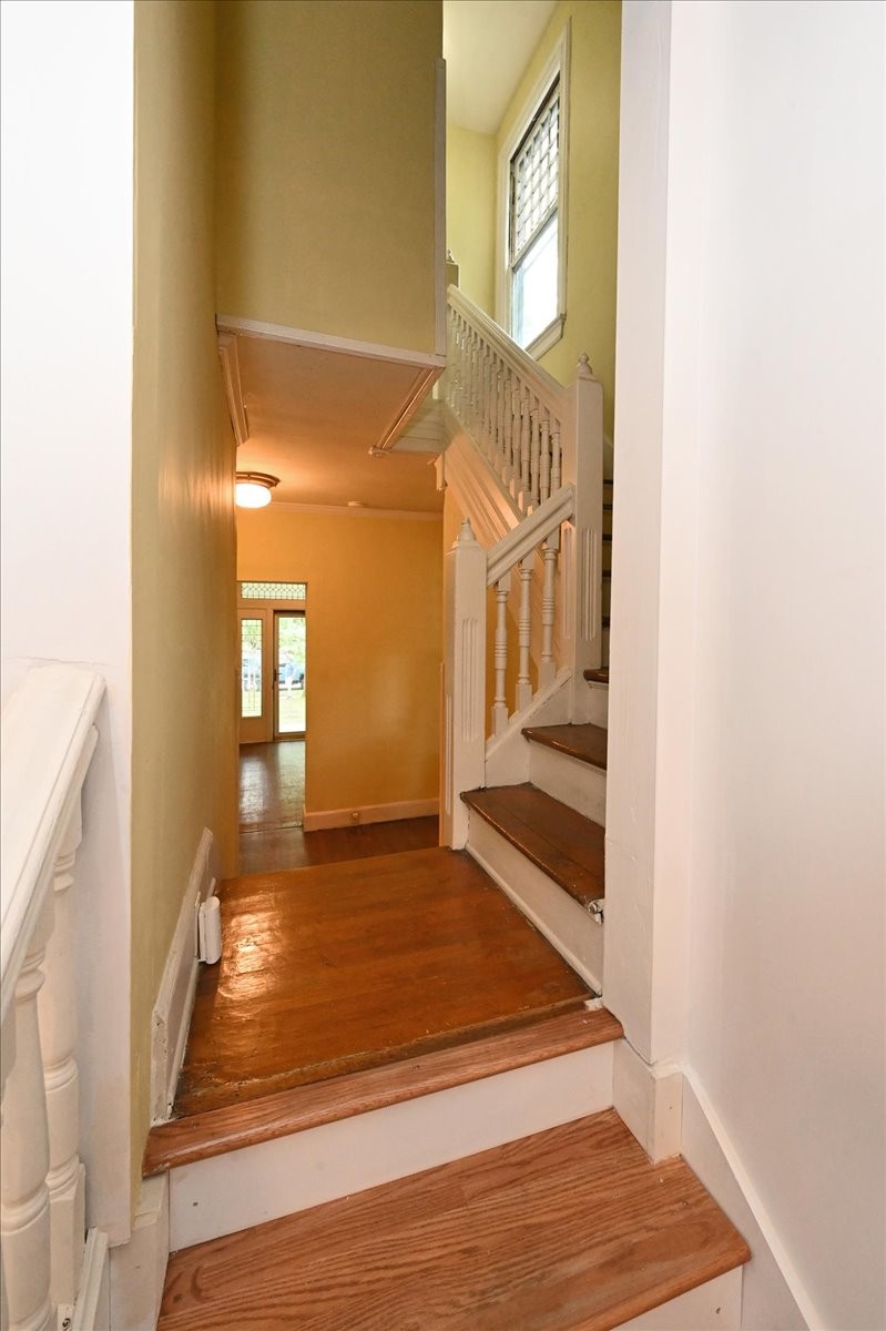 426 Sherman Street Southeast Decatur, AL 35601 - Photo 23 of 41 a view of an entryway