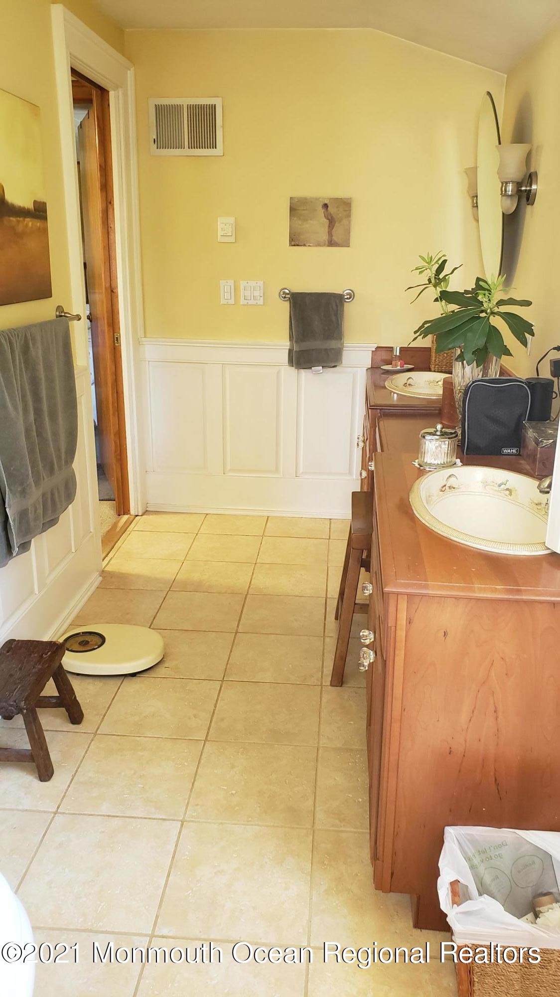 49 Maxim Road Howell, NJ 07731 - Photo 17 of 21 20210501_111655