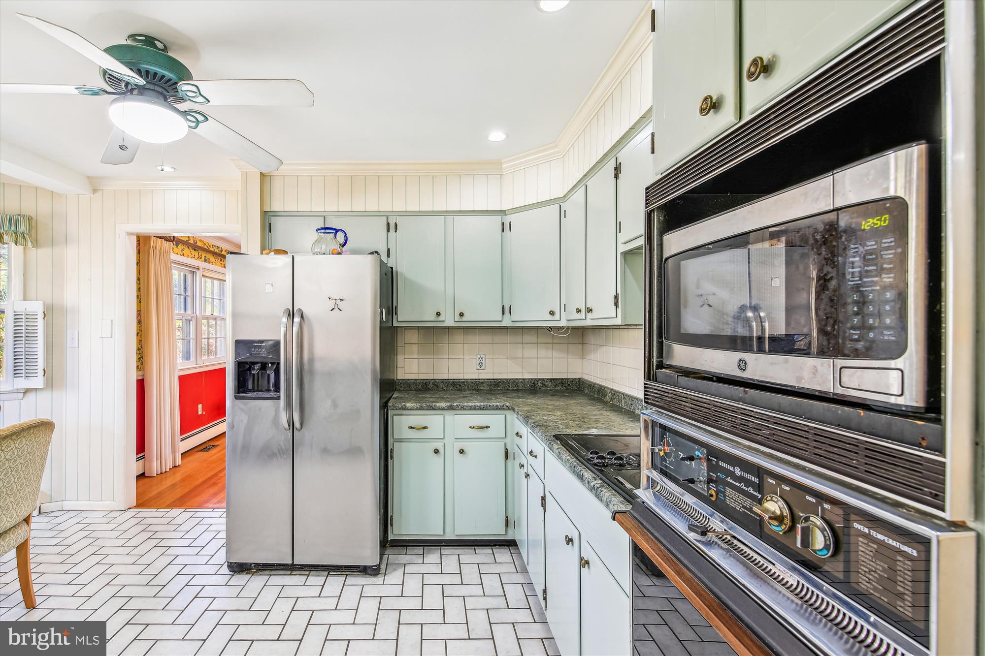 611 Pine Bluff Road Salisbury, MD 21801 - Photo 15 of 36 Wall Oven and Cooktop