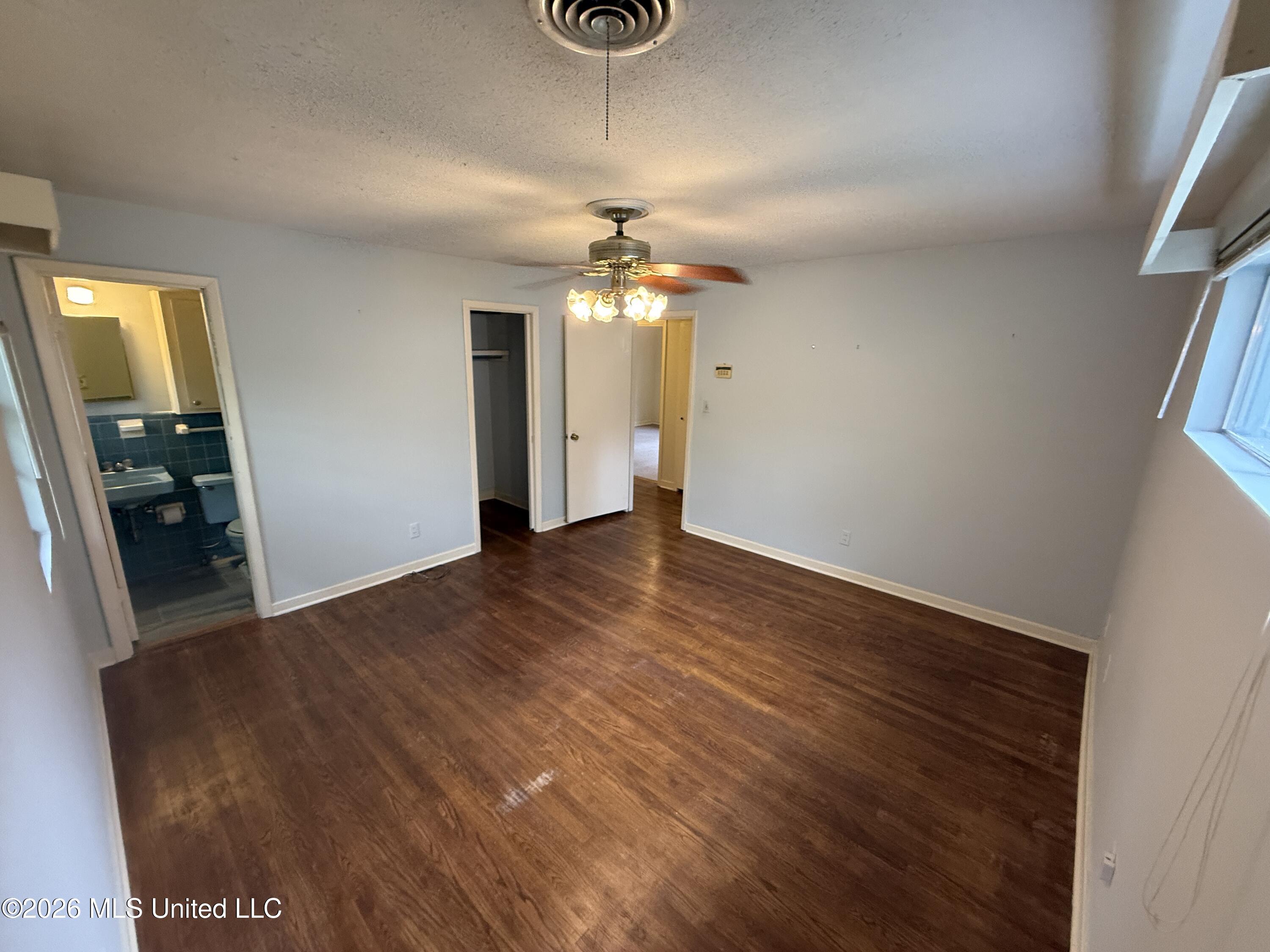 1726 Winchester Street Jackson, MS 39211 - Photo 15 of 39 IMG_8149