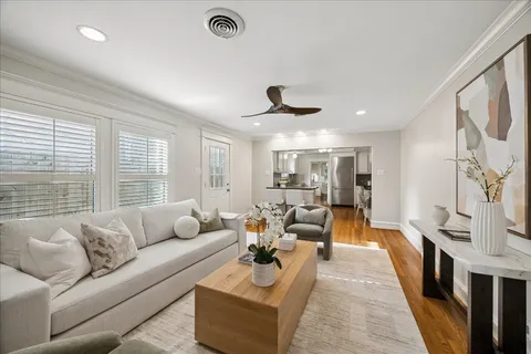 $825,000 | 758 East 17th Street, Houston, TX 77008