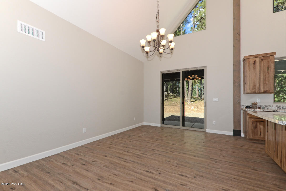 3280 Walker Road Prescott, AZ 86303 - Photo 15 of 45 15 Diningroom 1