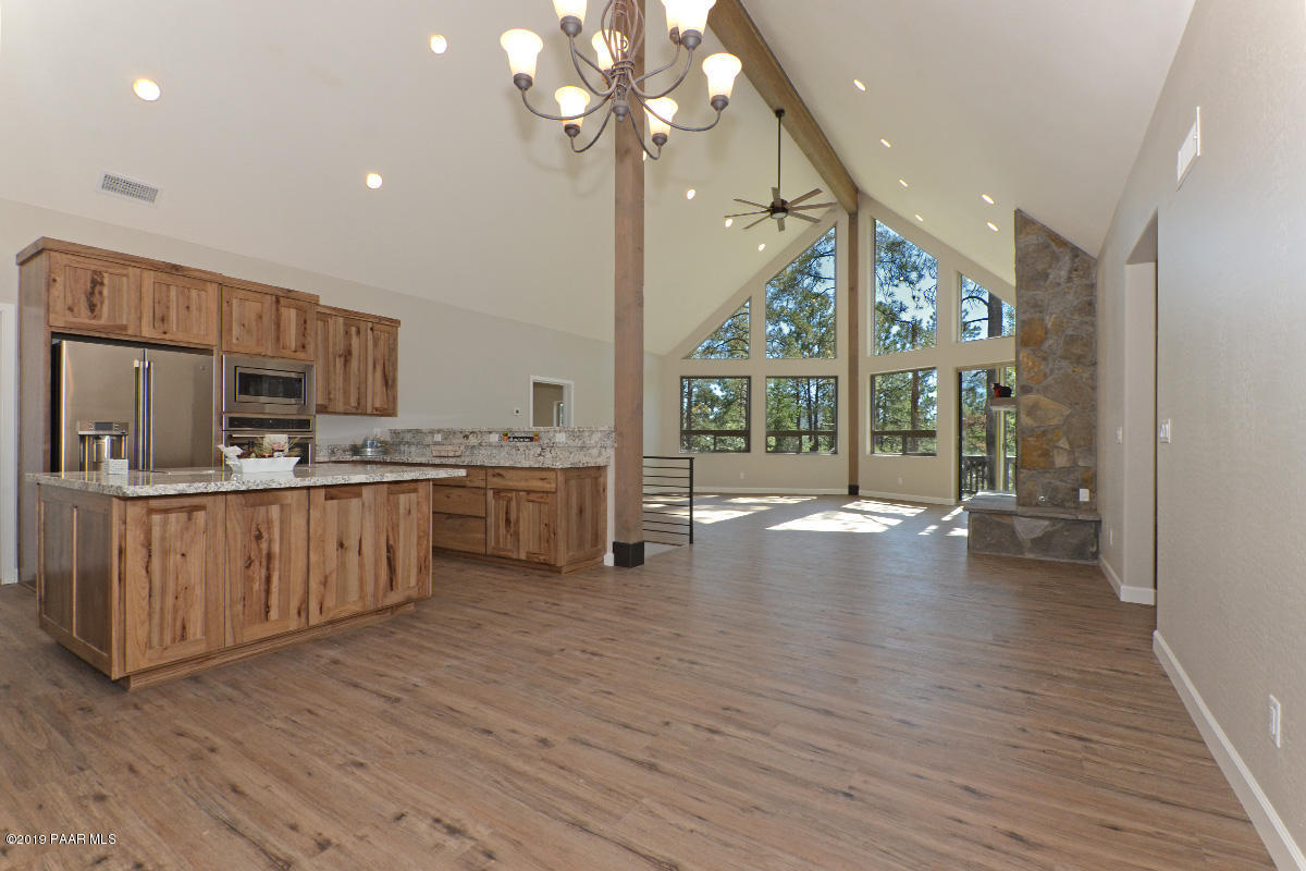 3280 Walker Road Prescott, AZ 86303 - Photo 16 of 45 15 Diningroom 2
