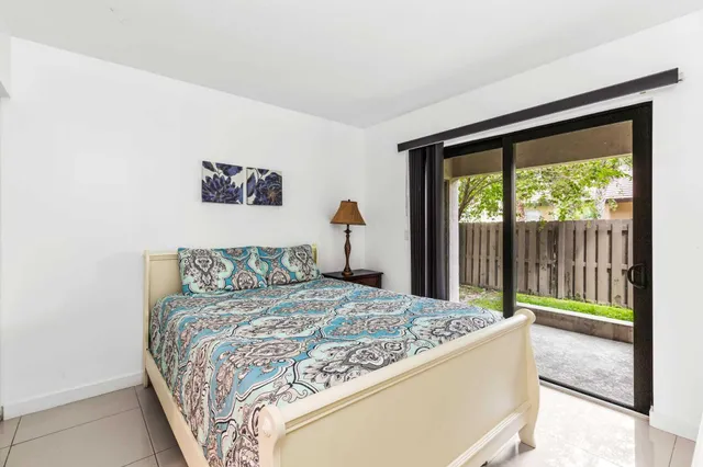 $2,600 | 1665 Cabot Lane, Unit A3, Wellington, FL 33414