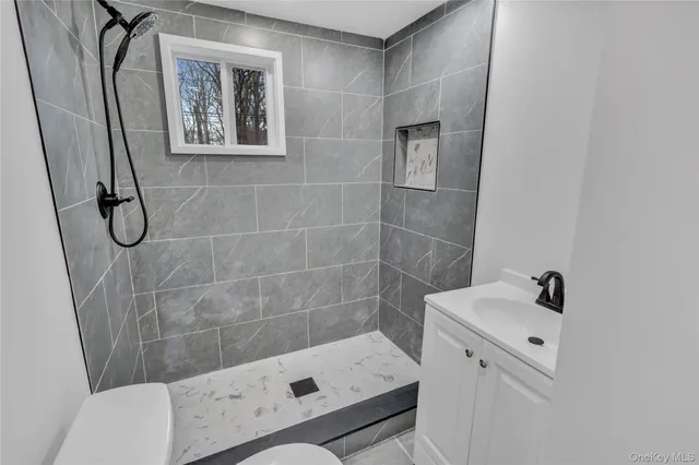 $599,000 | 567 Puritan Drive, Shirley, NY 11967