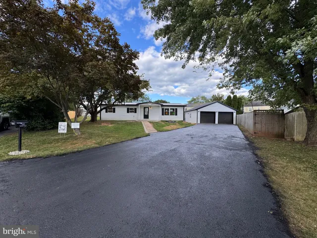 $319,995 | 515 Buddies Court, Birdsboro, PA 19508