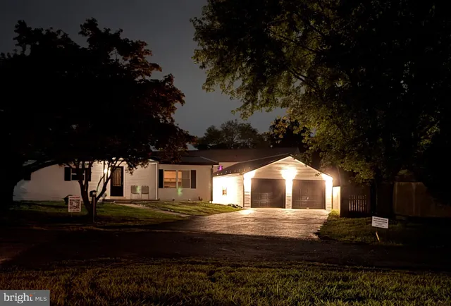 $319,995 | 515 Buddies Court, Birdsboro, PA 19508