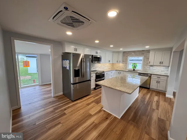 $319,995 | 515 Buddies Court, Birdsboro, PA 19508