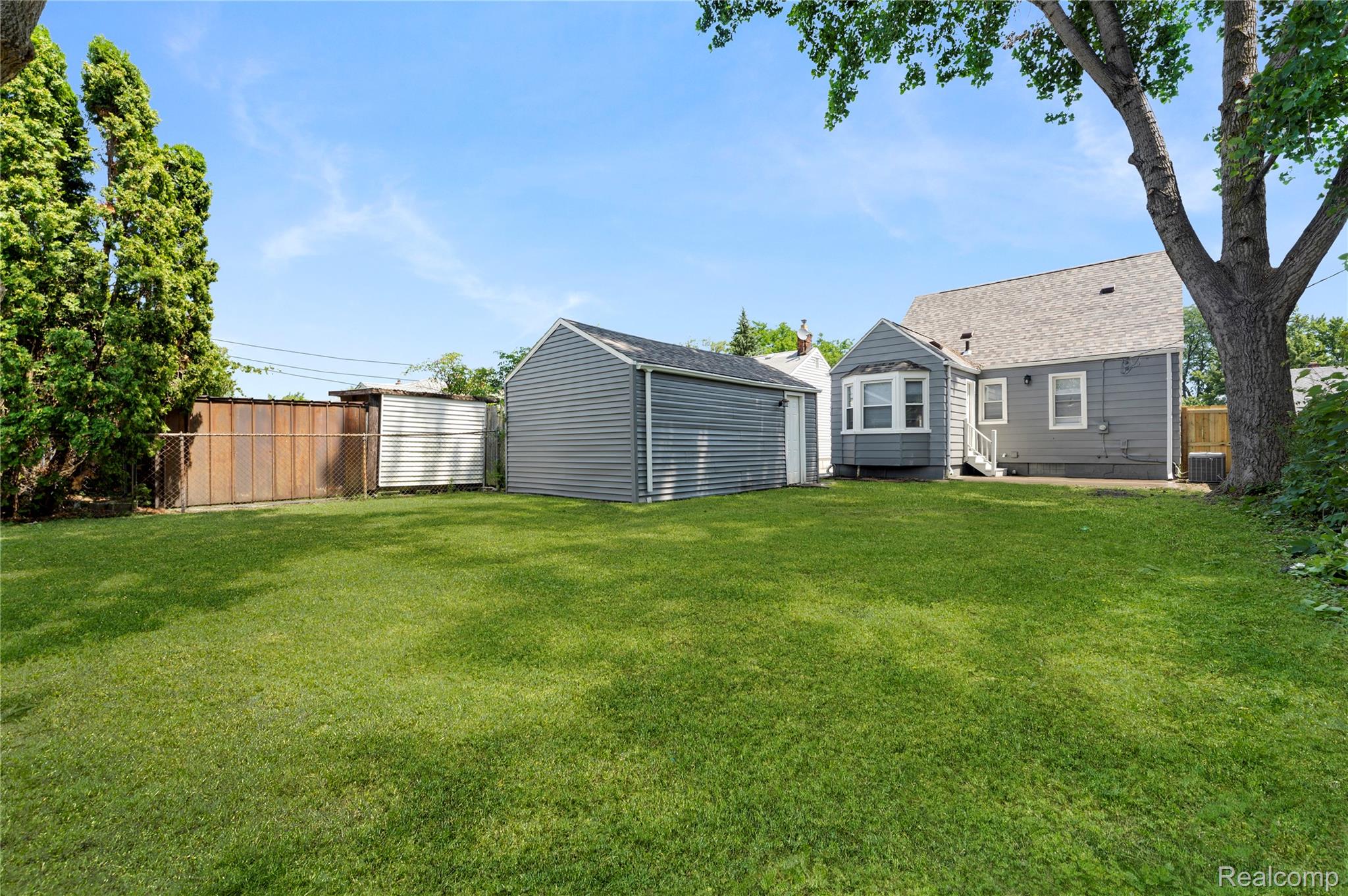 21767 Normandy Avenue Eastpointe, MI 48021 - Photo 27 of 29 Photo Jul 10 2026, 1 03 35 PM (1).jpg