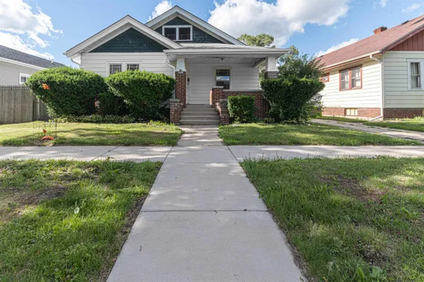 $154,900 | 2120 17th Avenue, Rockford, IL 61104