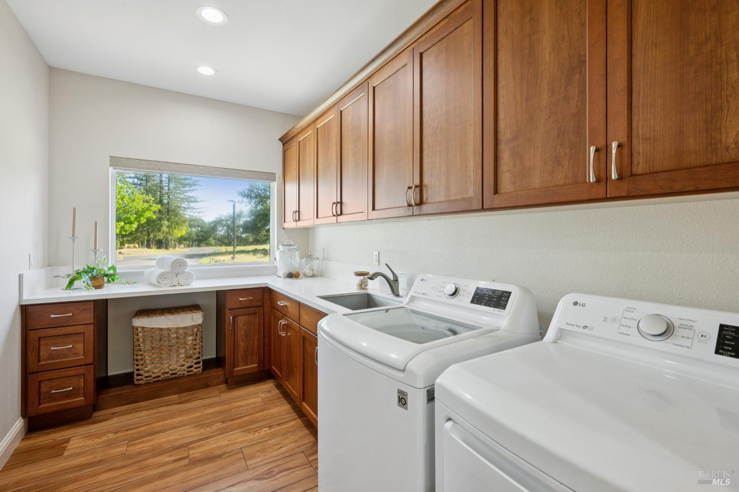 4665 Upper Ridge Road Santa Rosa, CA 95404 - Photo 23 of 71