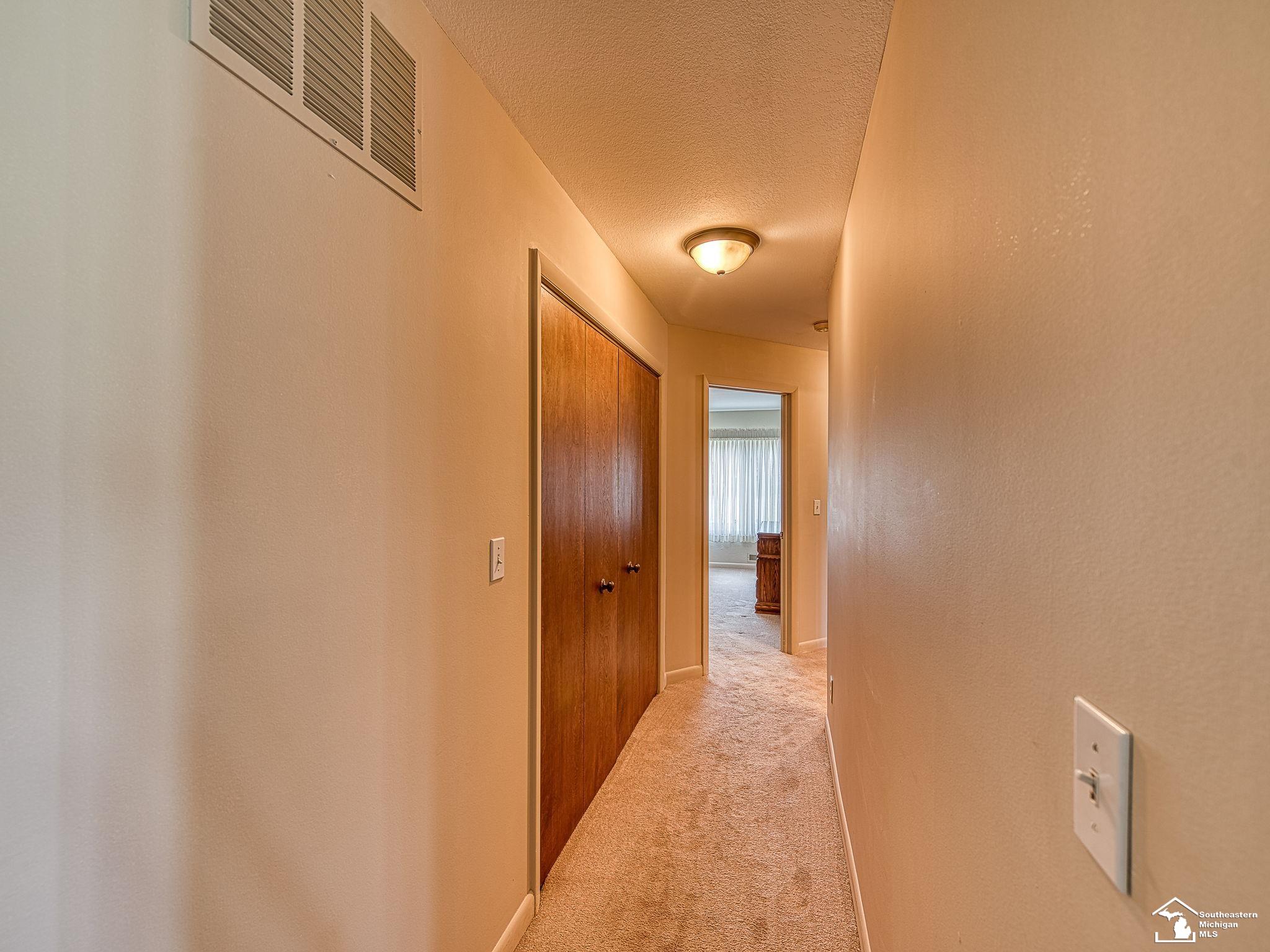 5840 East Dunbar Road Monroe, MI 48161 - Photo 12 of 40