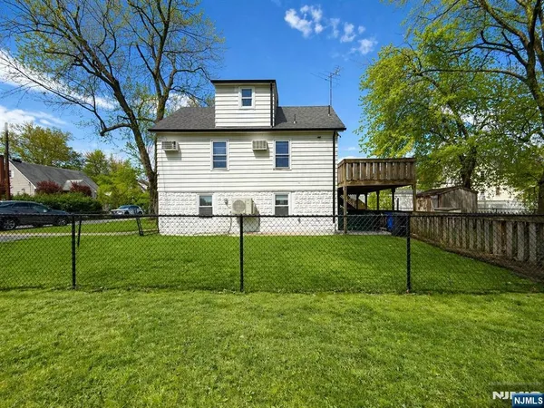 $3,850 | 161 Lincoln Avenue, Unit 2, Dumont, NJ 07628