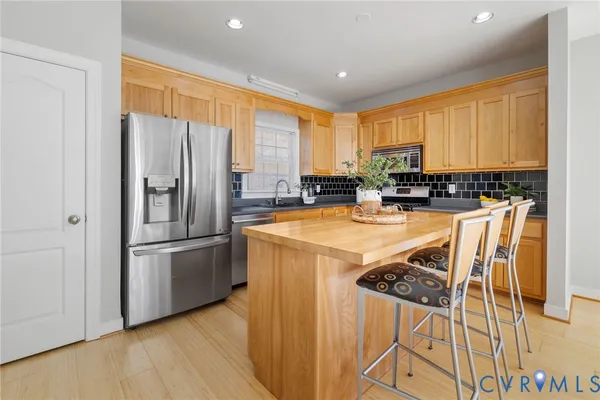 $520,000 | 1701 Lakeview Avenue, Richmond, VA 23220