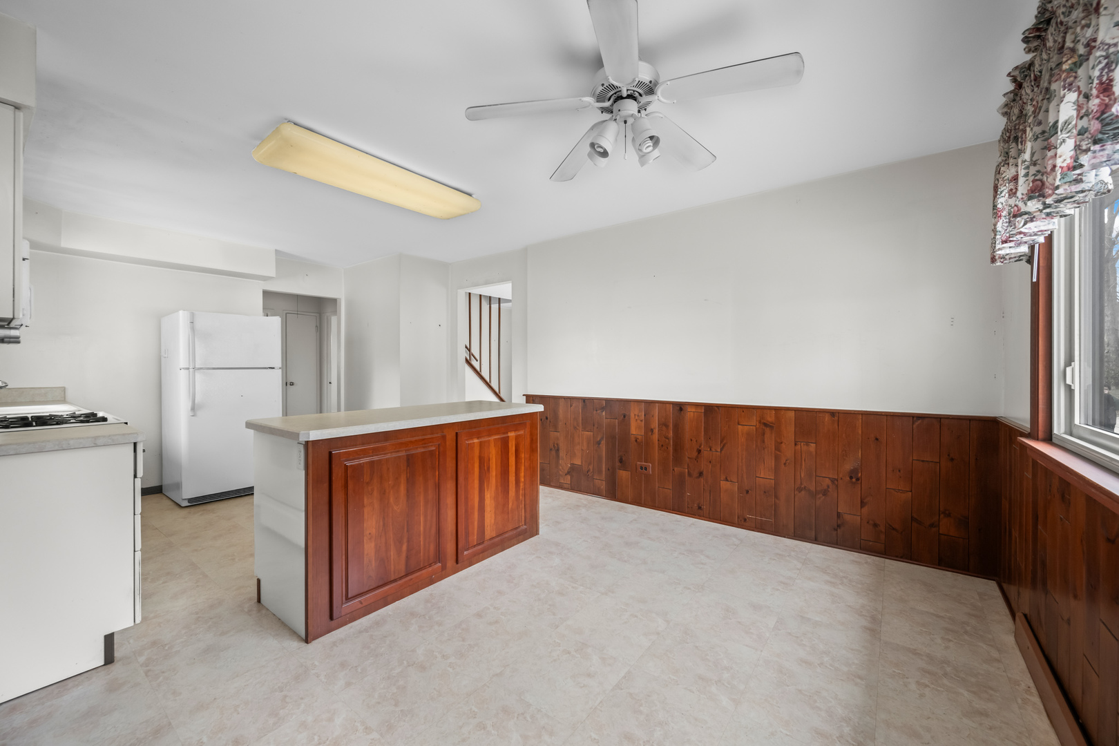 3610 Pheasant Drive Rolling Meadows, IL 60008 - Photo 4 of 22